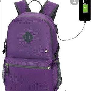 NWOT 35L Collapsible Vitino backpack